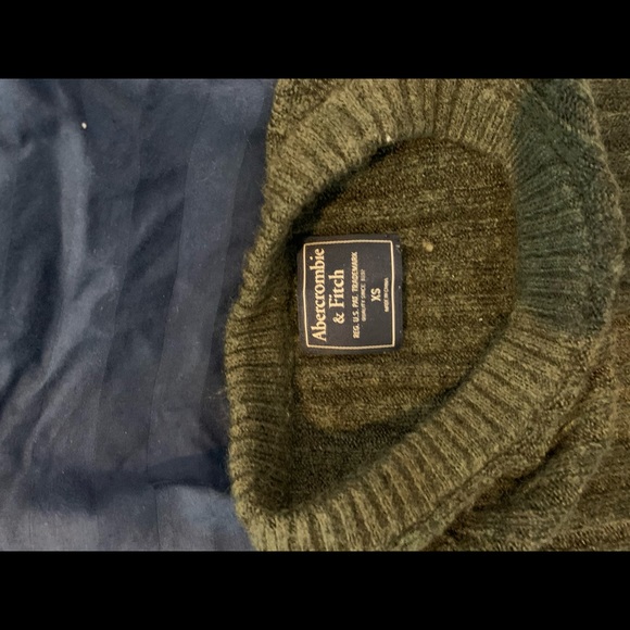 Striped sweater - Picture 3 of 3